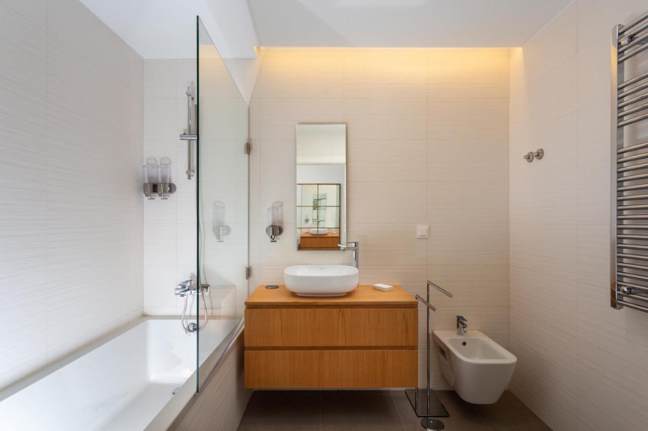 Appartement Stupendo-three Rooms-suite With Terrace -center -air Conditioning-free Park Lisboa
