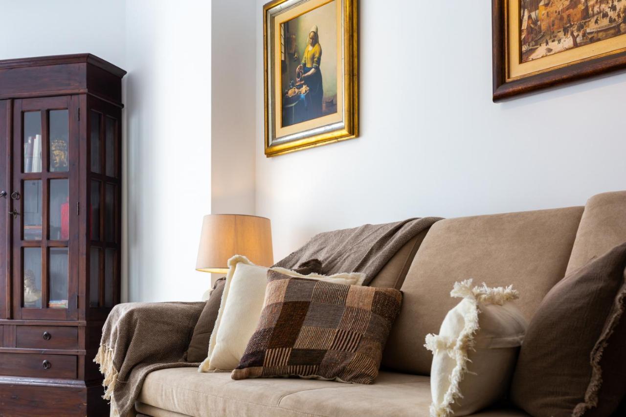 Stupendo-three Rooms-suite With Terrace -center -air Conditioning-free Park Appartement Lisboa